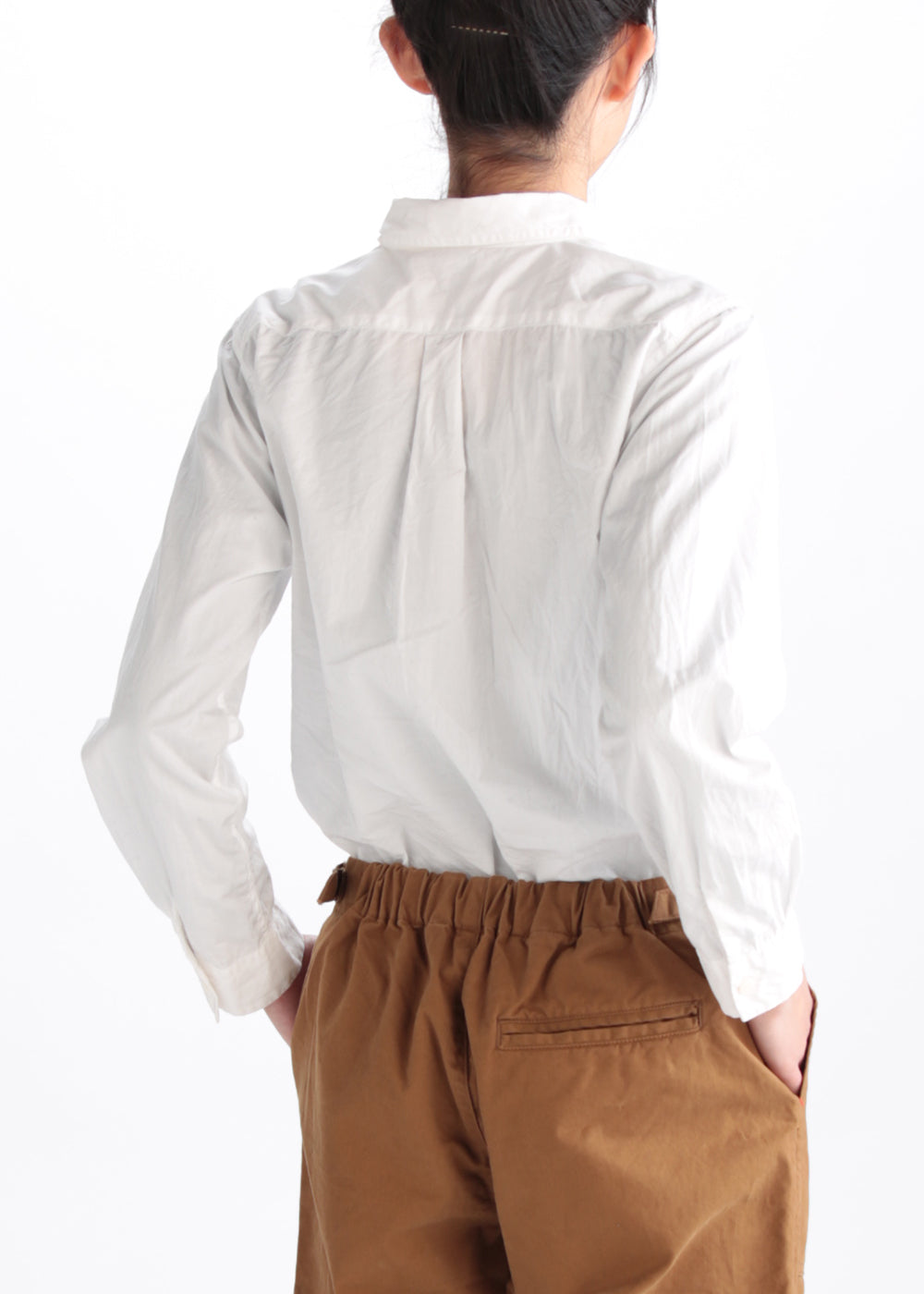白 model : 164cm