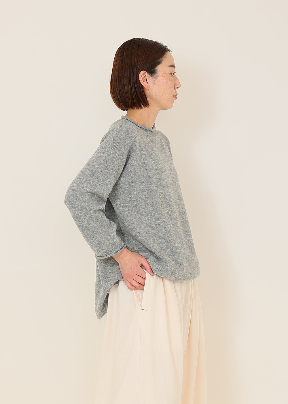 グレー model:164cm