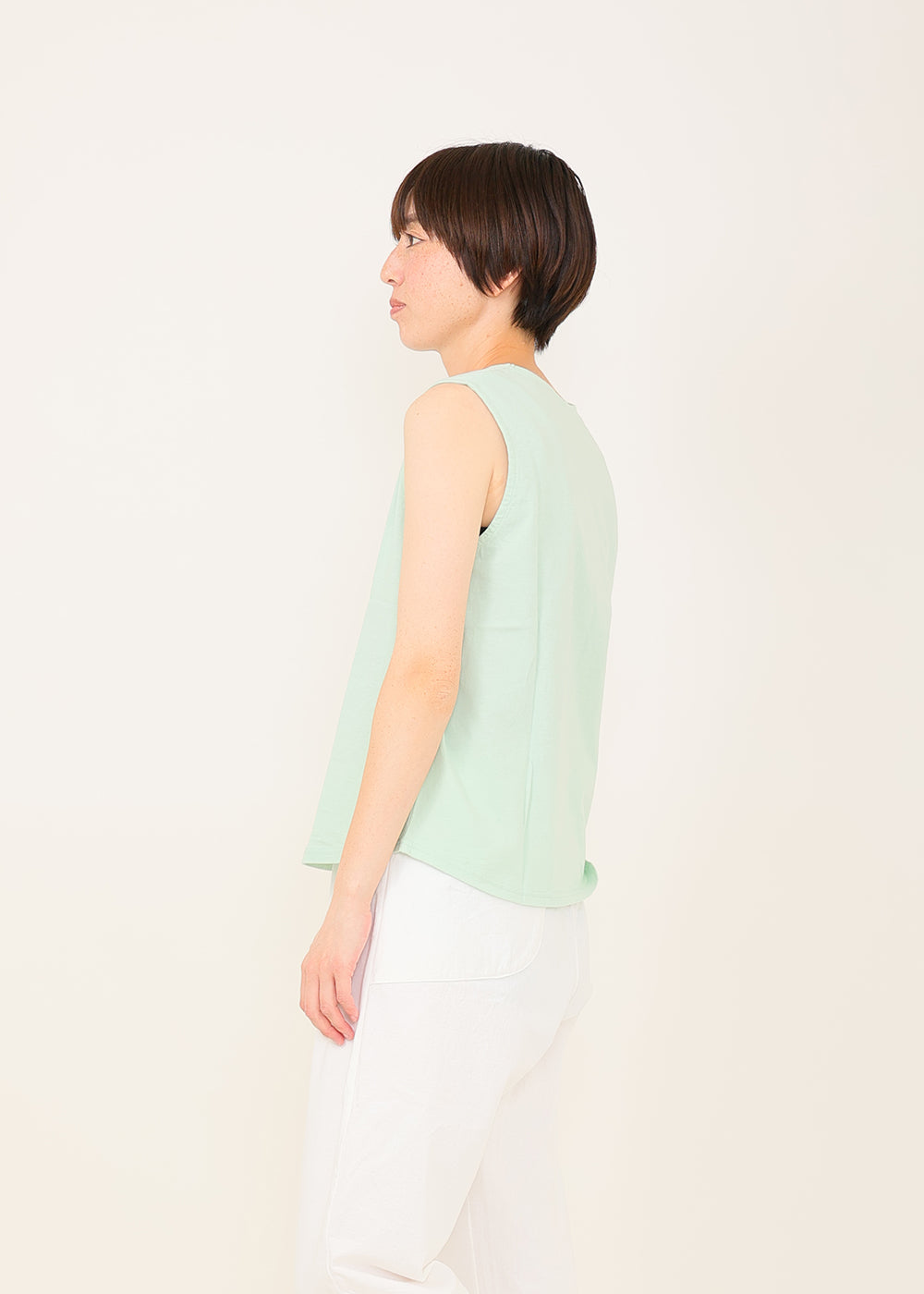 ペールグリーン model:164cm