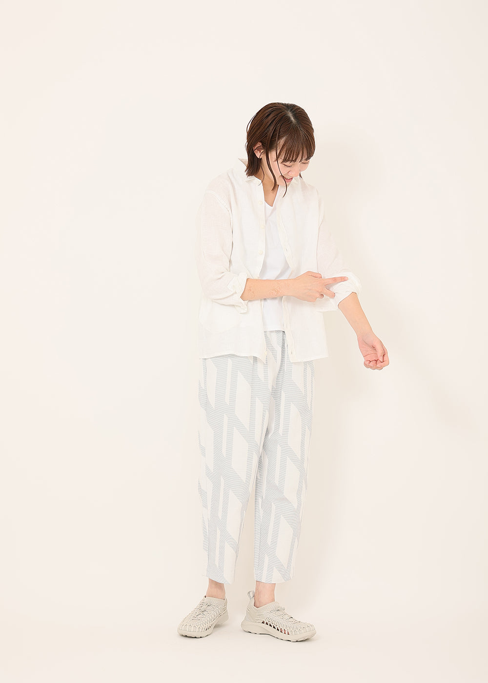 白 model:170cm