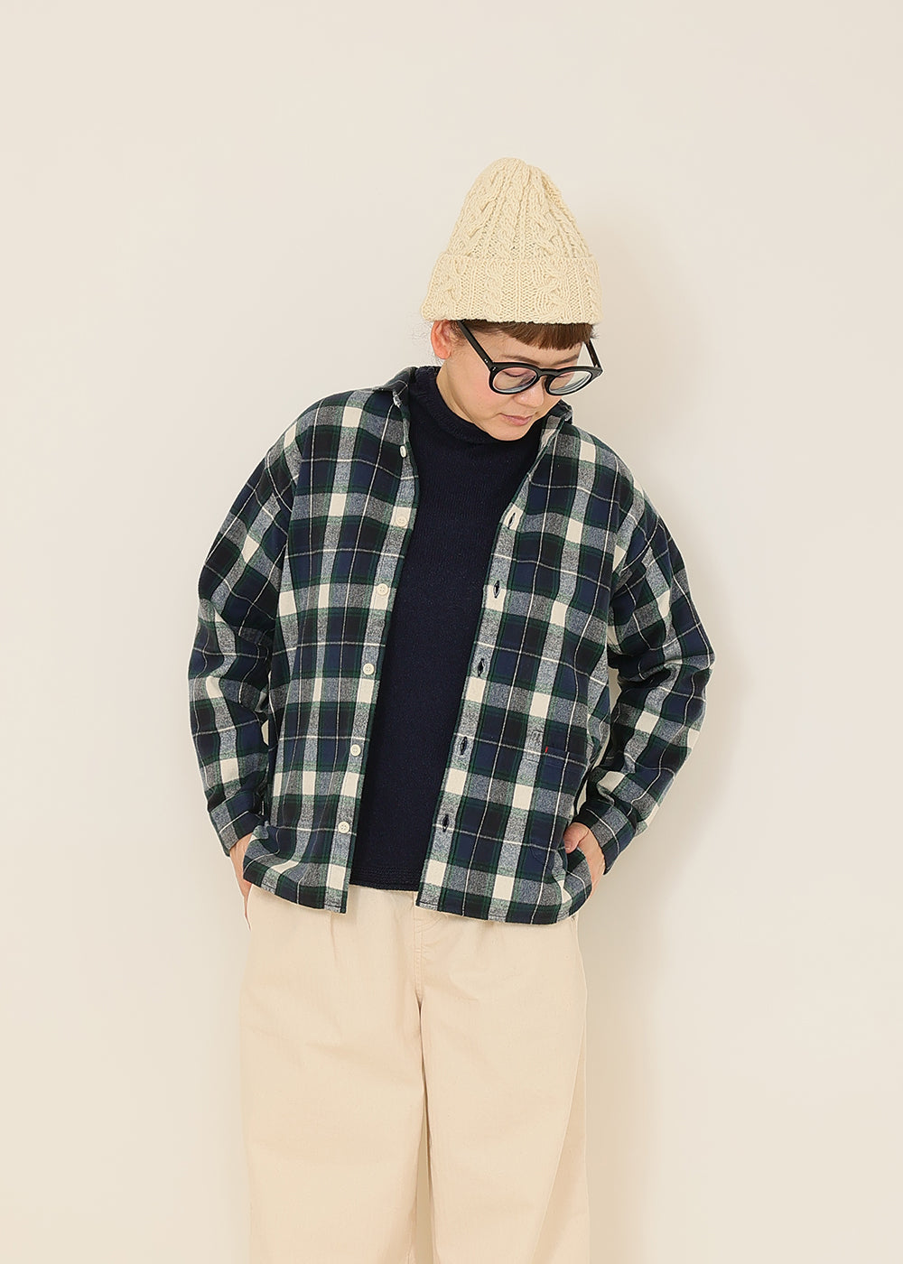 ネイビー×白タータン model:162cm