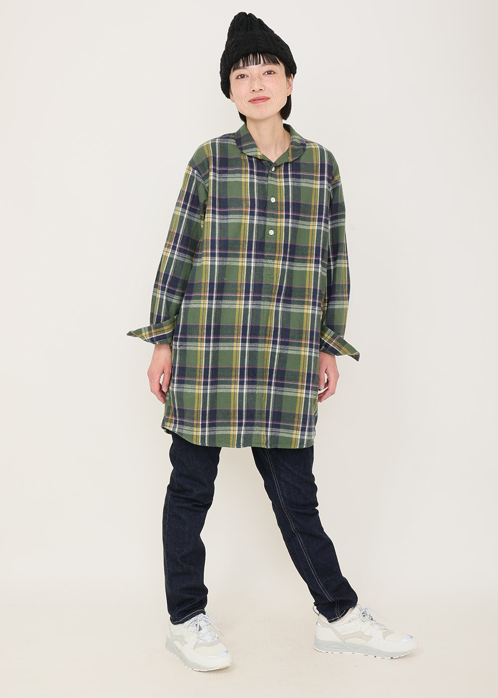 カーキタータン model:164cm