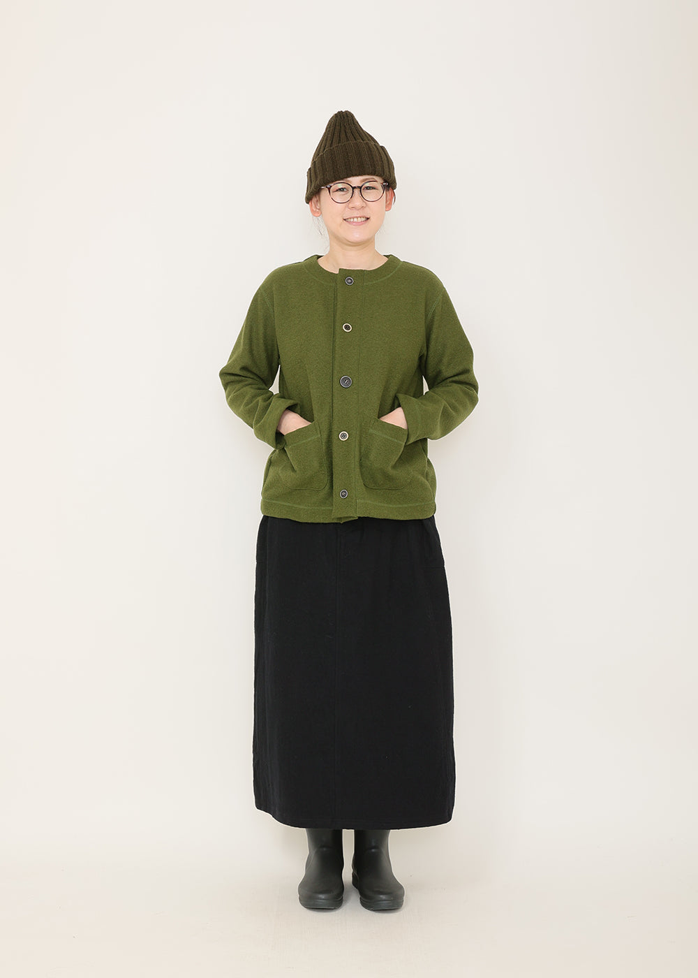 カーキ model:162cm