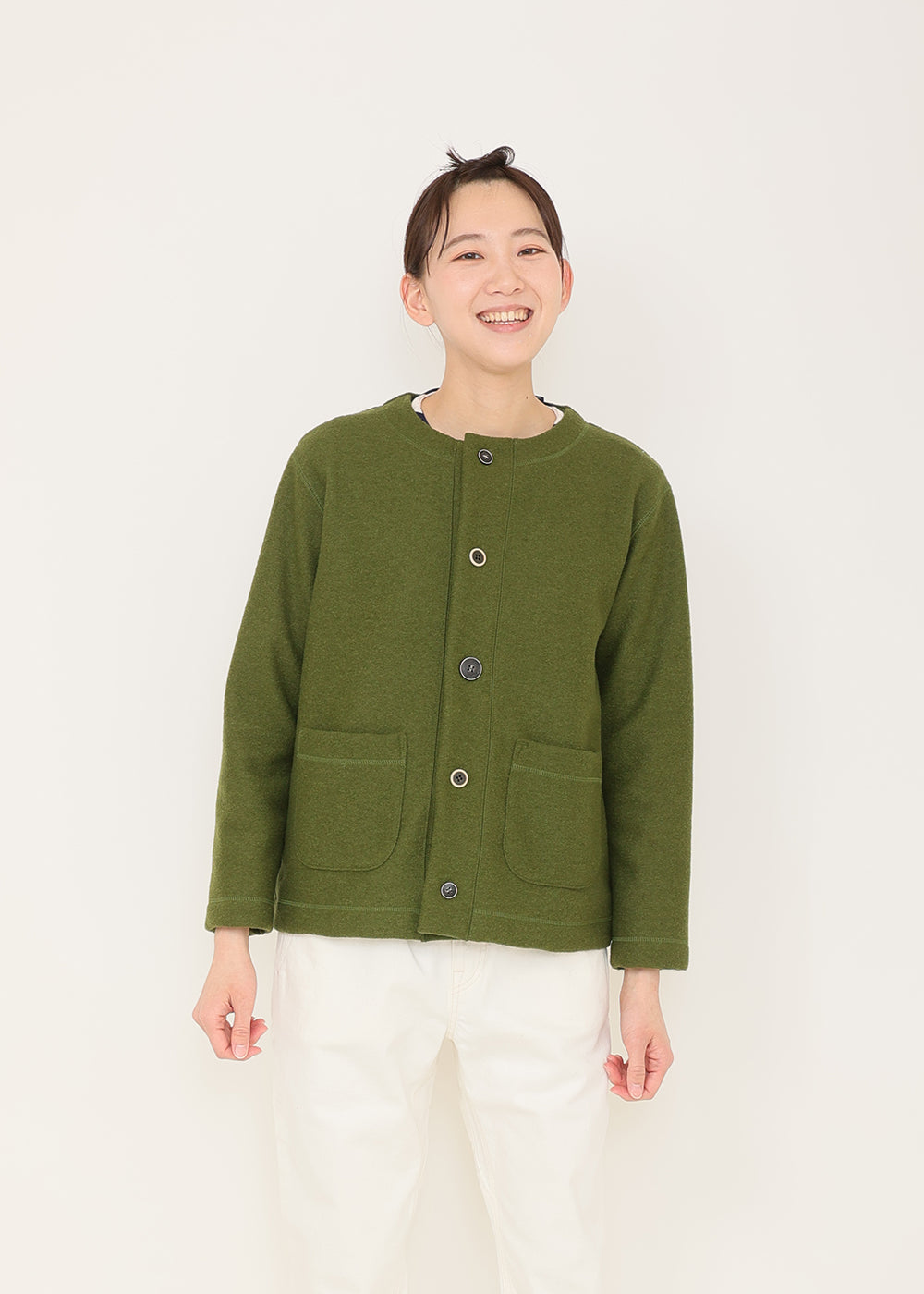 カーキ model:170cm