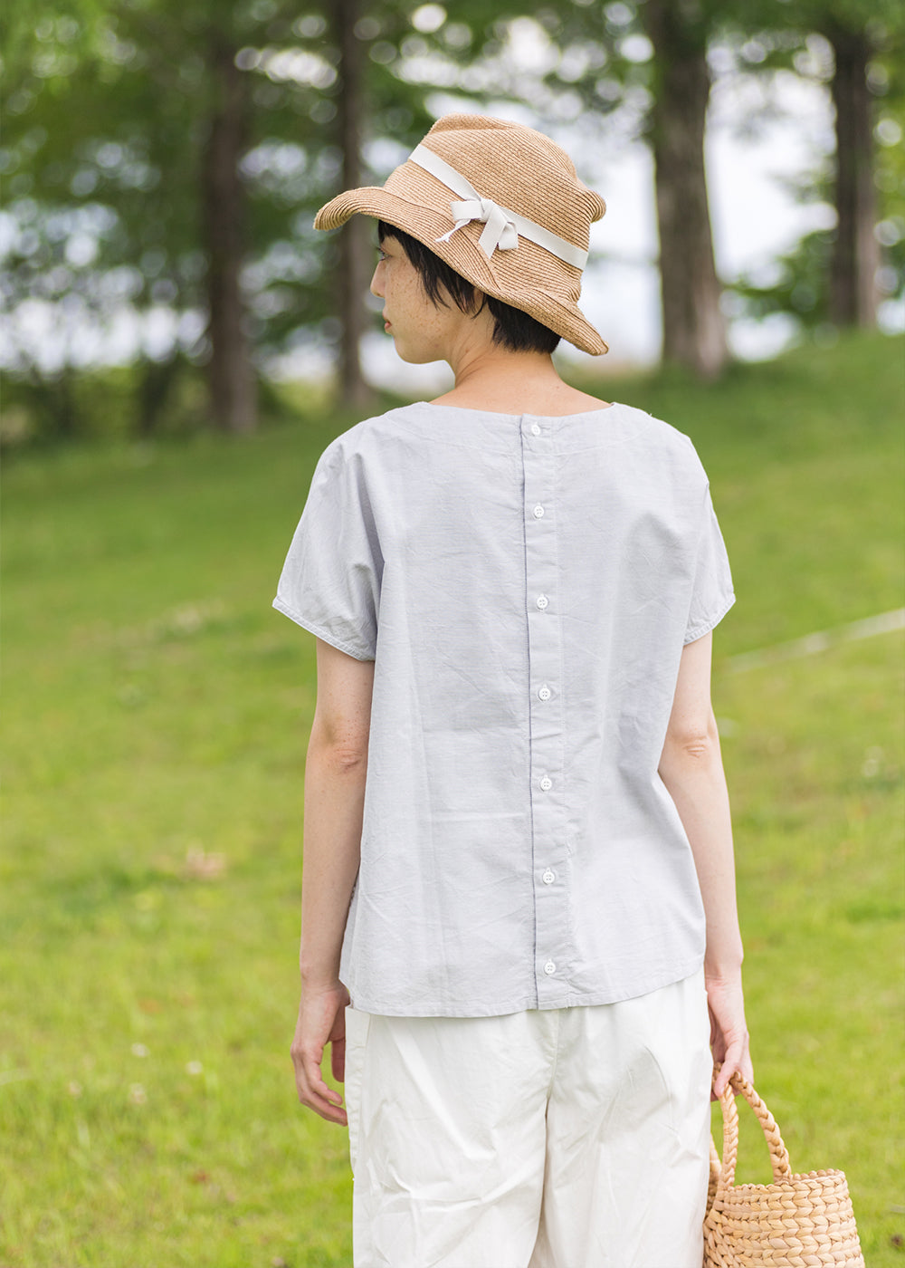 グレー model:164cm