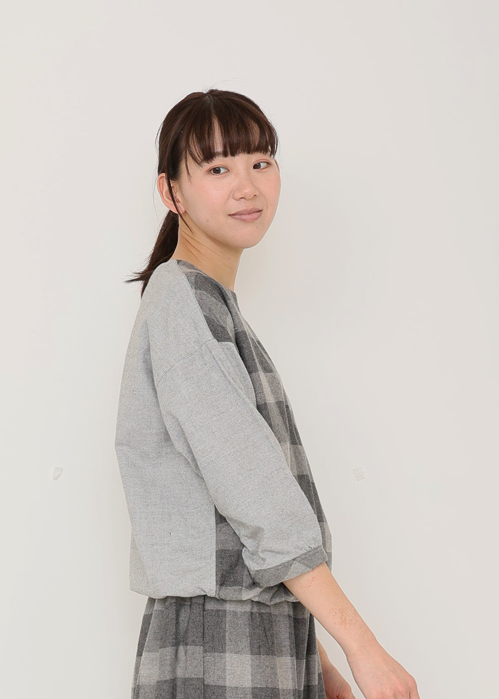 グレーチェック×グレー model:170cm