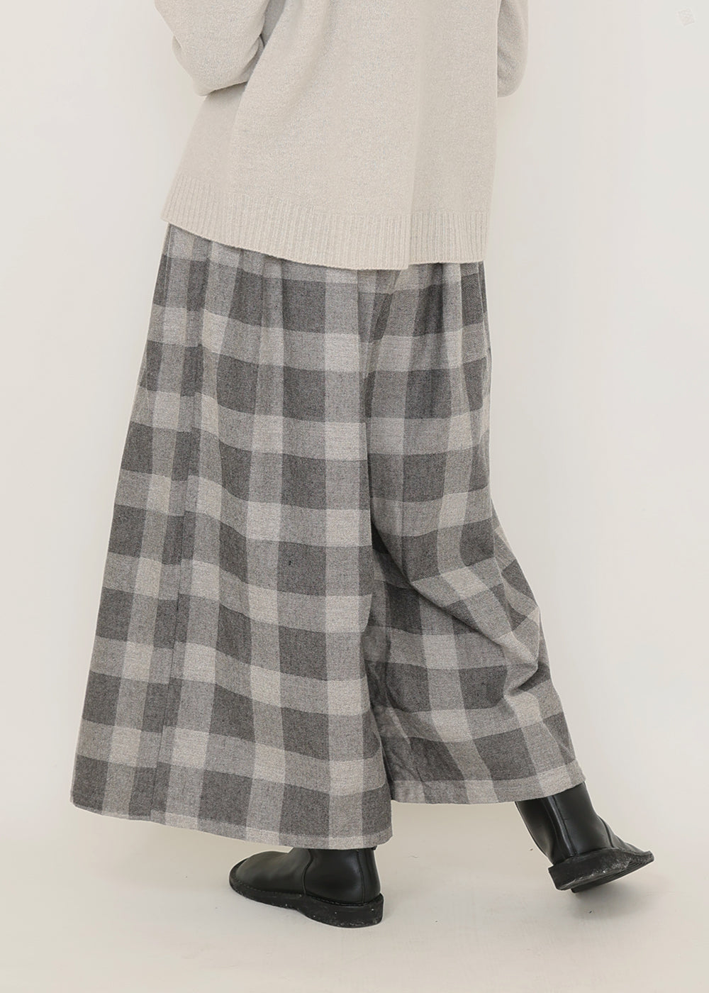 グレーチェック model:170cm