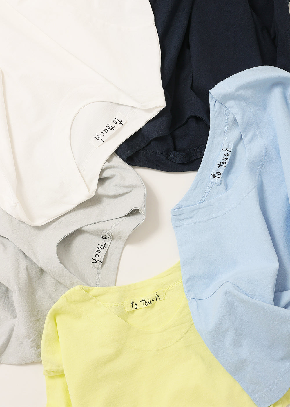 Dry cotton V-neck T-shirt