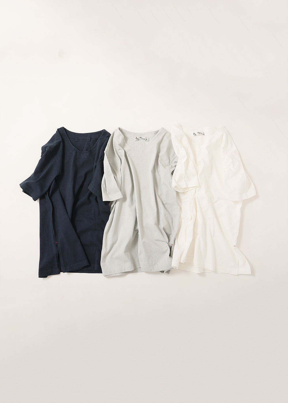 Dry cotton V-neck T-shirt