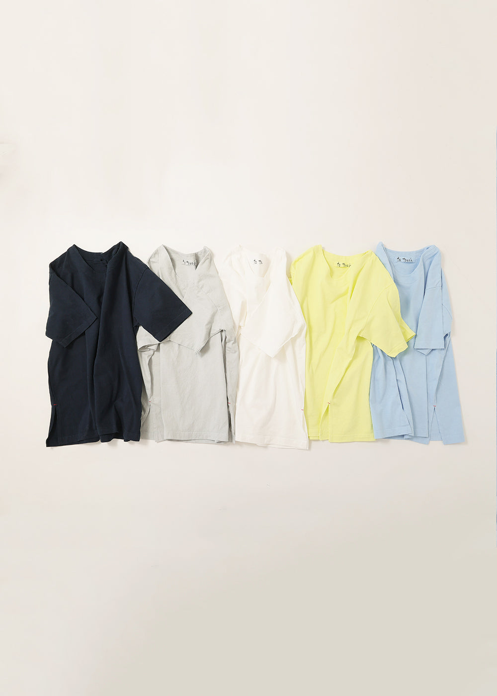 Dry cotton V-neck T-shirt