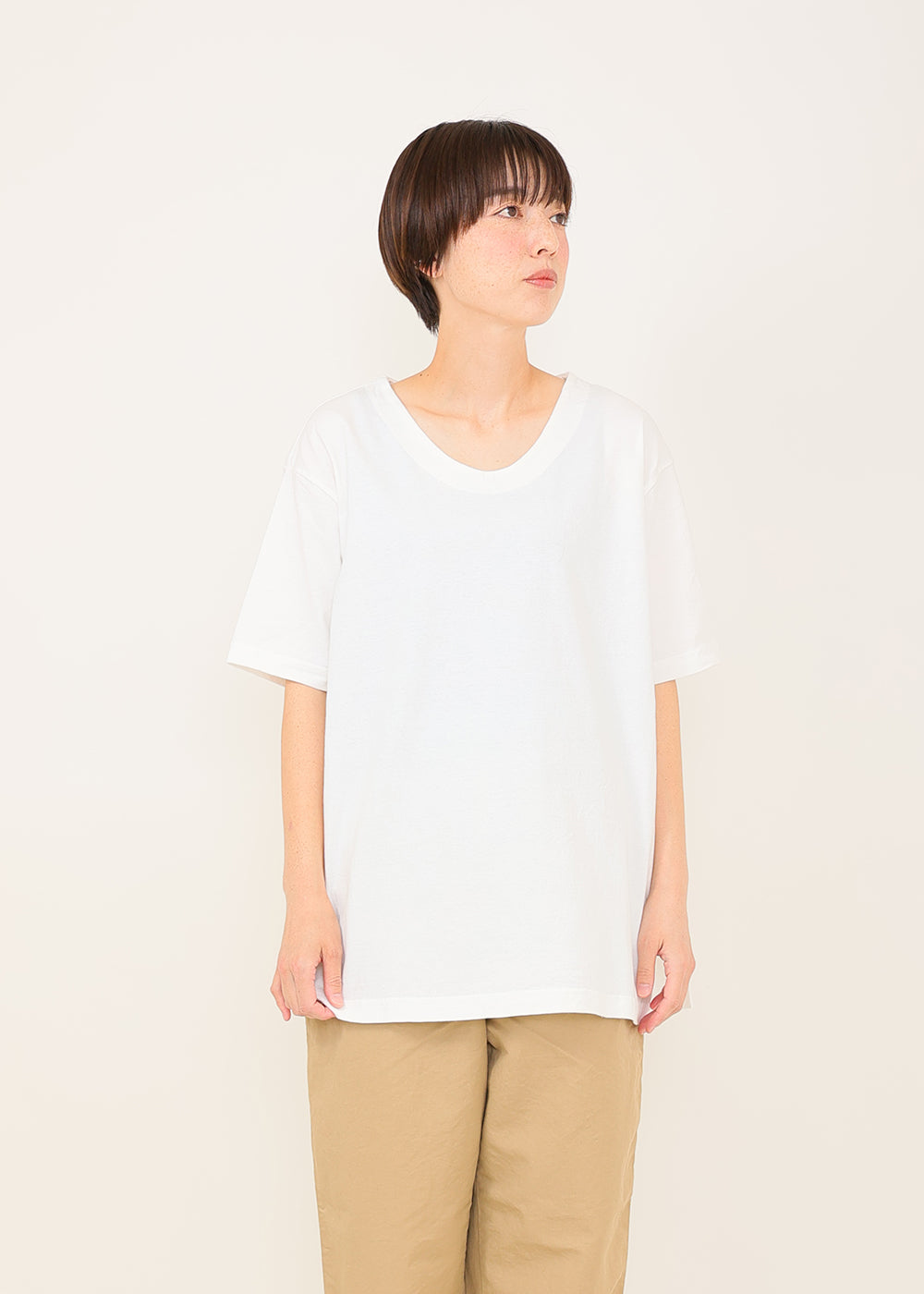 白 model : 164cm