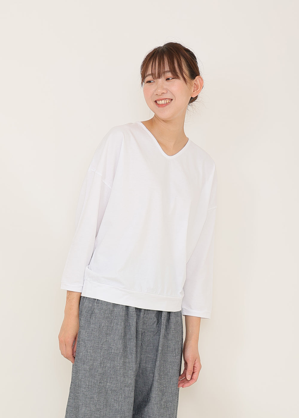 白 model:170cm