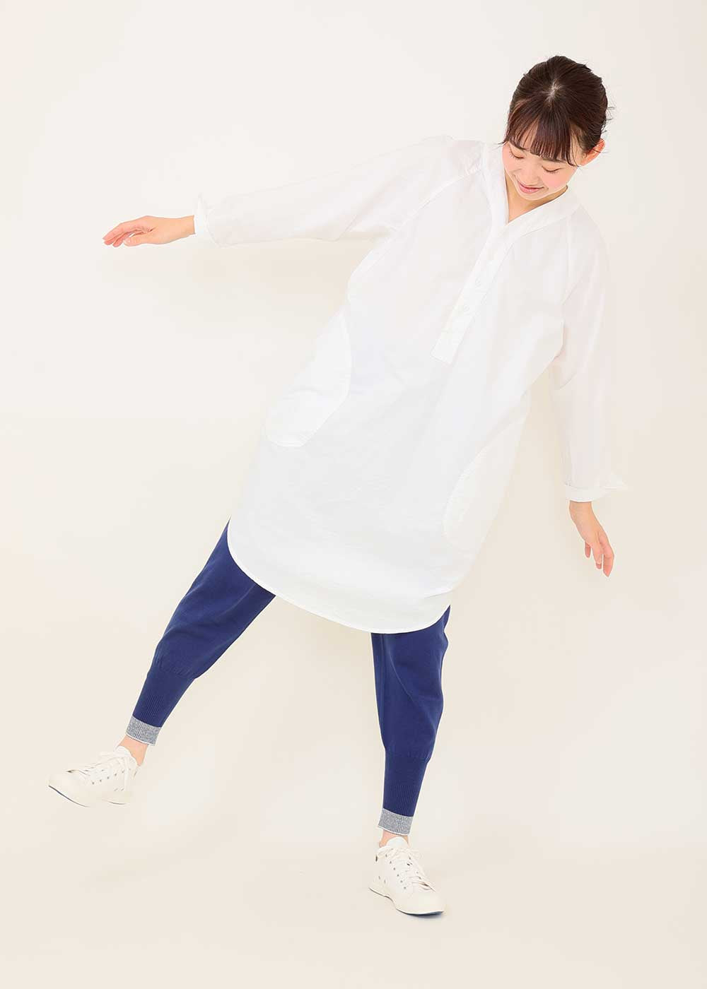 ネイビー×アイボリー model:170cm