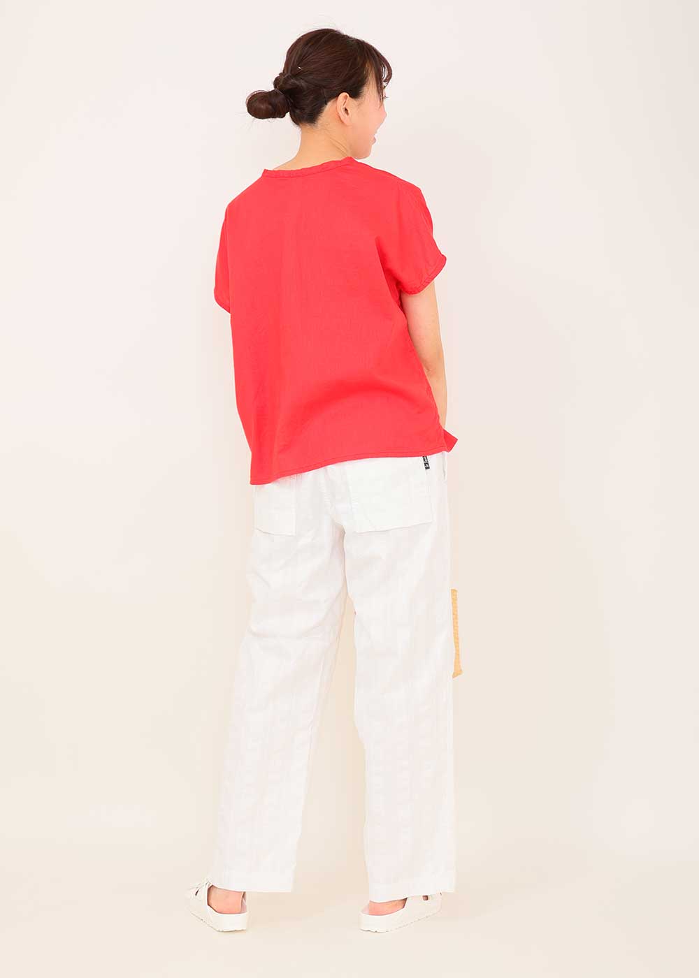 白 model:170cm