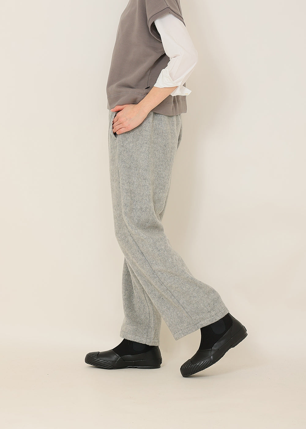 グレー model:170cm
