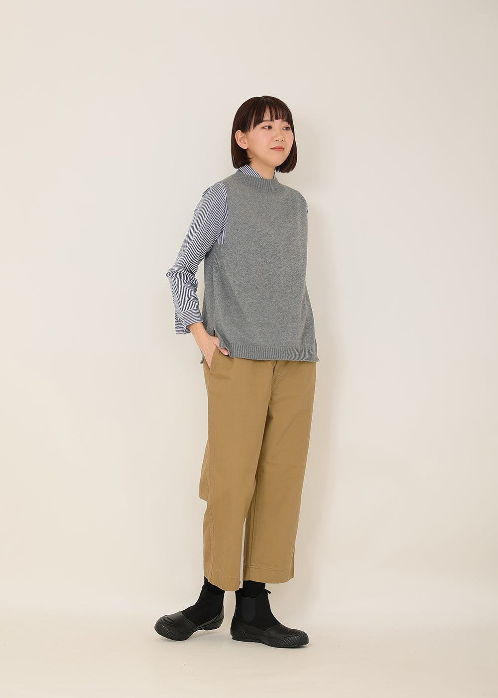 ベージュ model:170㎝