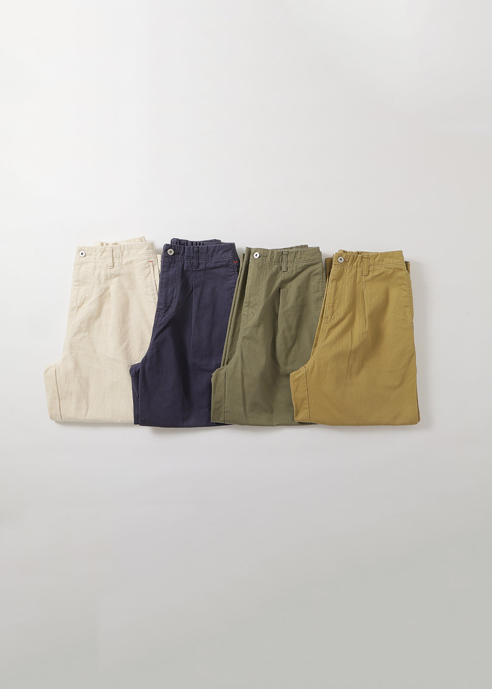 コットンへリンボンツイルタックパンツ