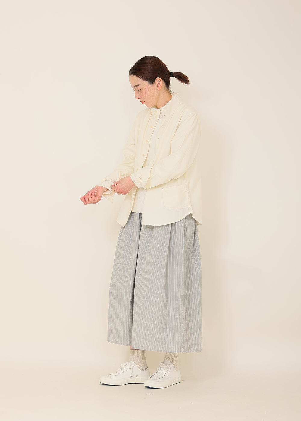 オフ白 model:164㎝