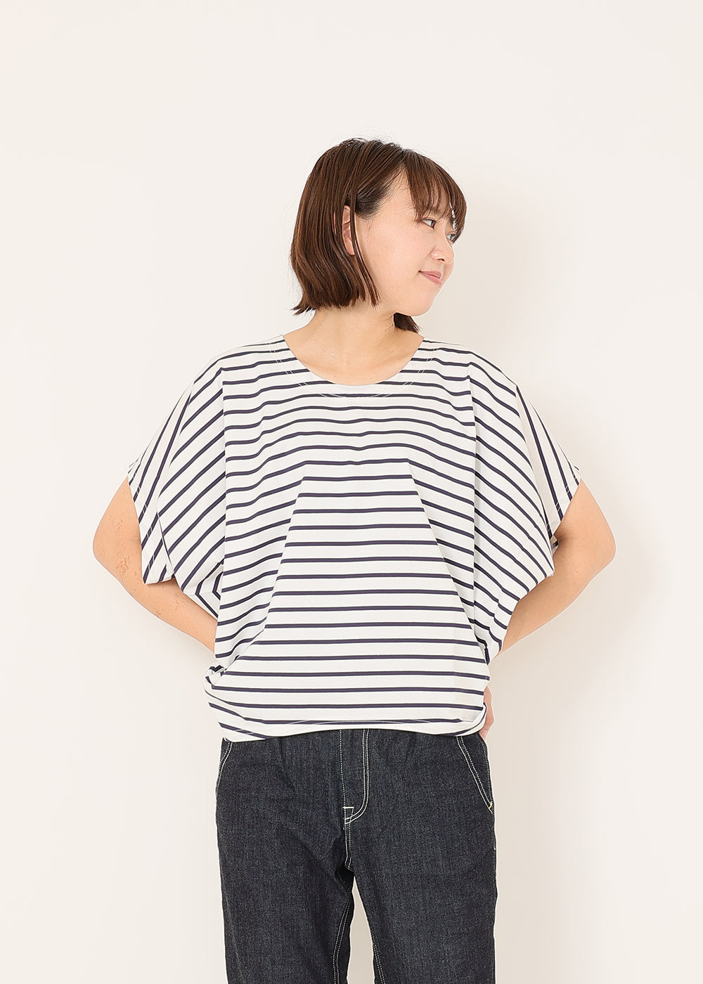 ホワイト×ネイビー model:170cm