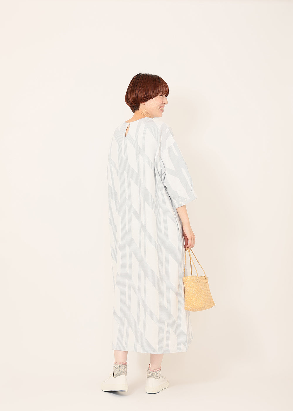 ホワイト×ネイビー model:164cm