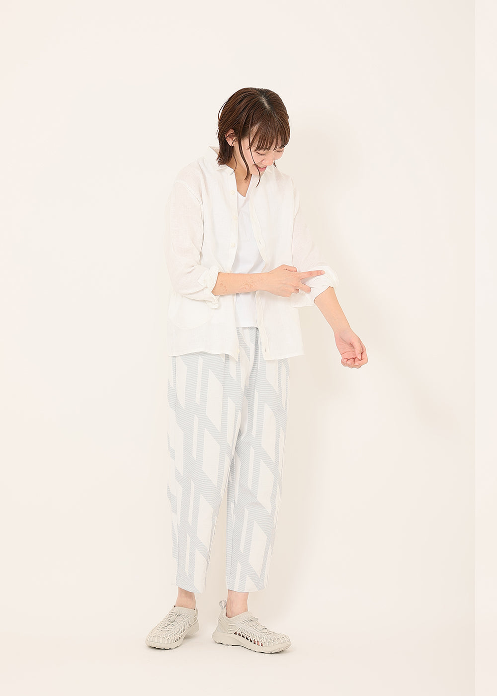 ホワイト×ネイビー model:170cm