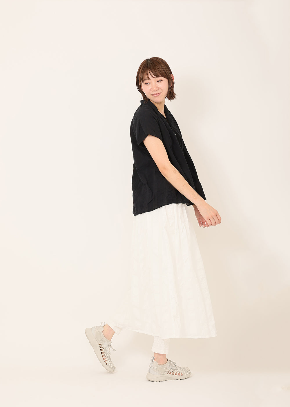 白 model:170cm