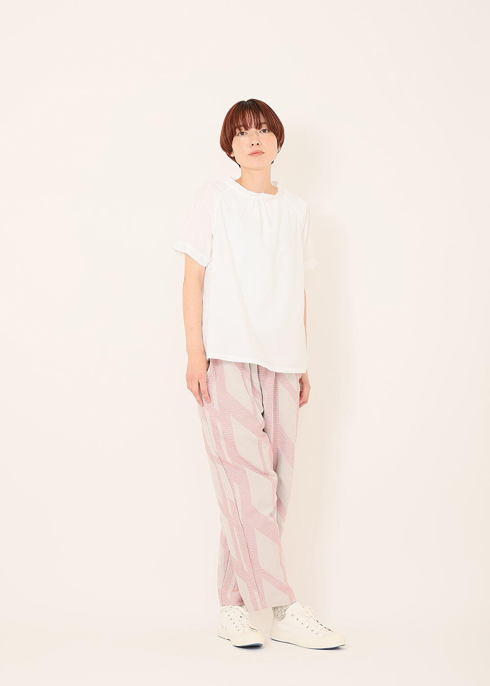 白 model:164cm