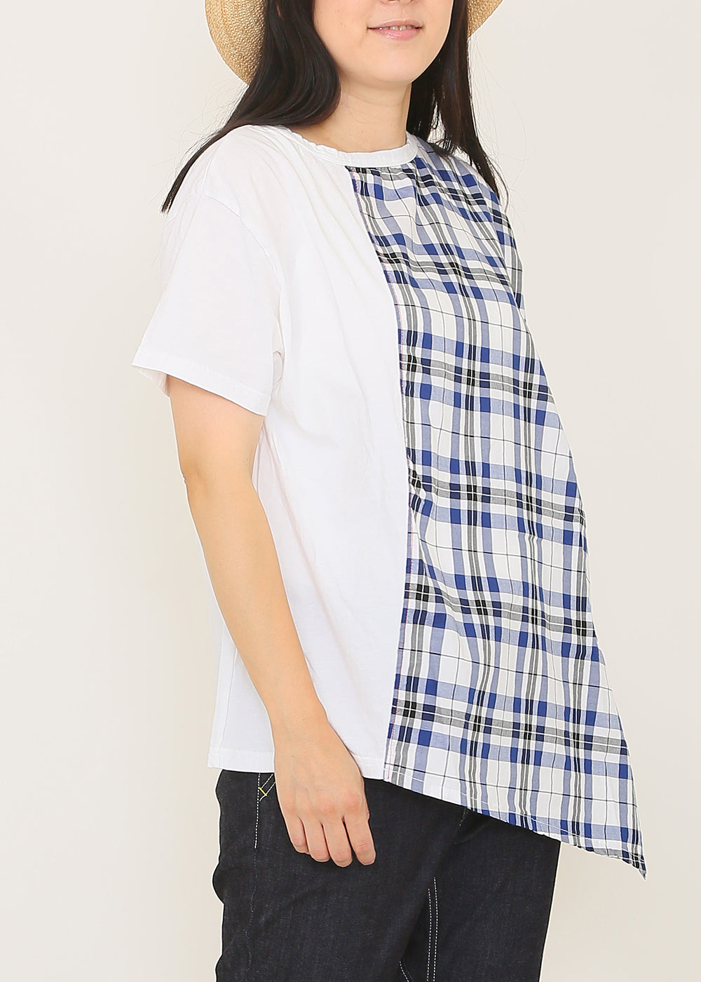 白 x ブルーチェック model:164cm