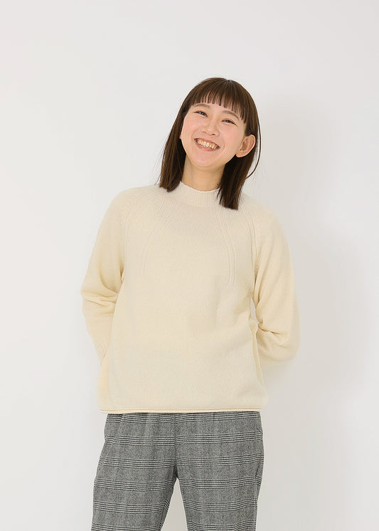 オフ白　model：170cm