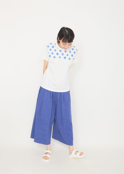 白 × サックス  size2着用　model：170cm