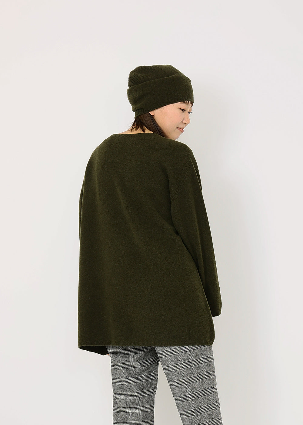 カーキ　model：170cm