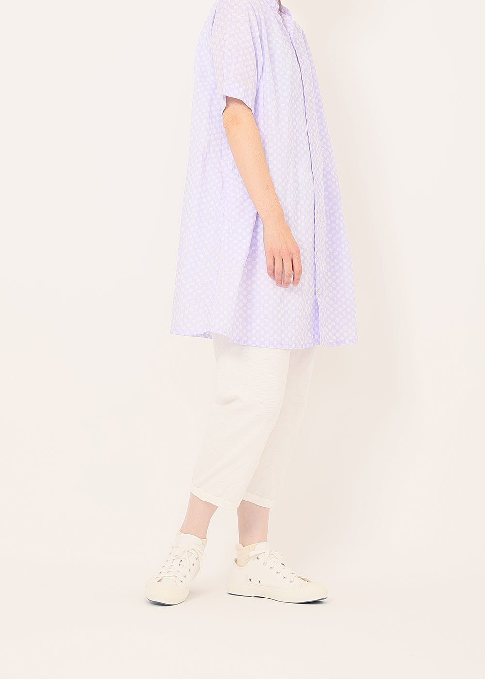 オフ白　model：164cm