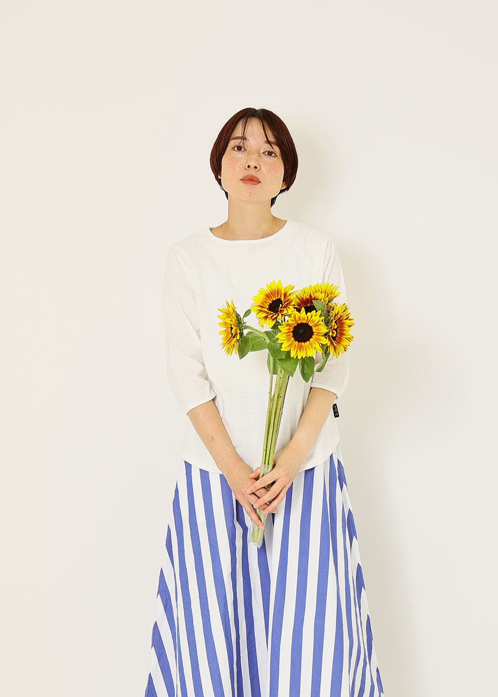 オフ白　model：164cm