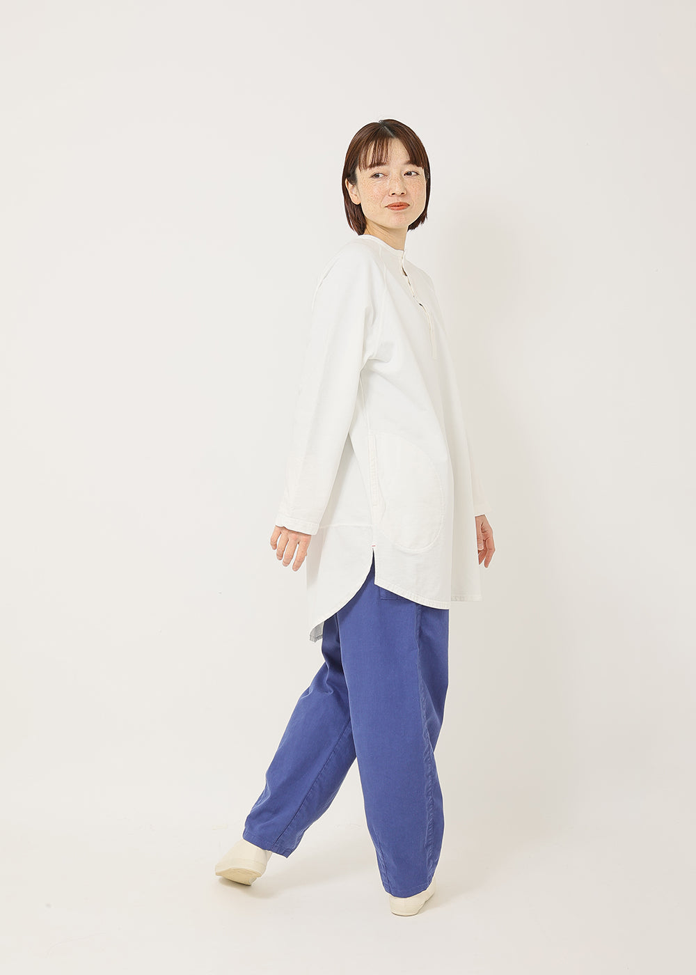 白　model：164cm