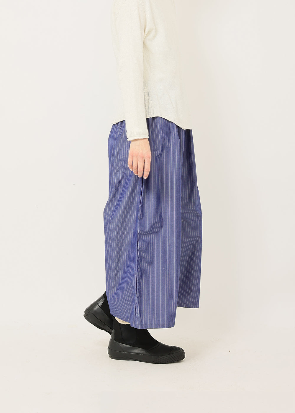 ネイビー　model：164cm