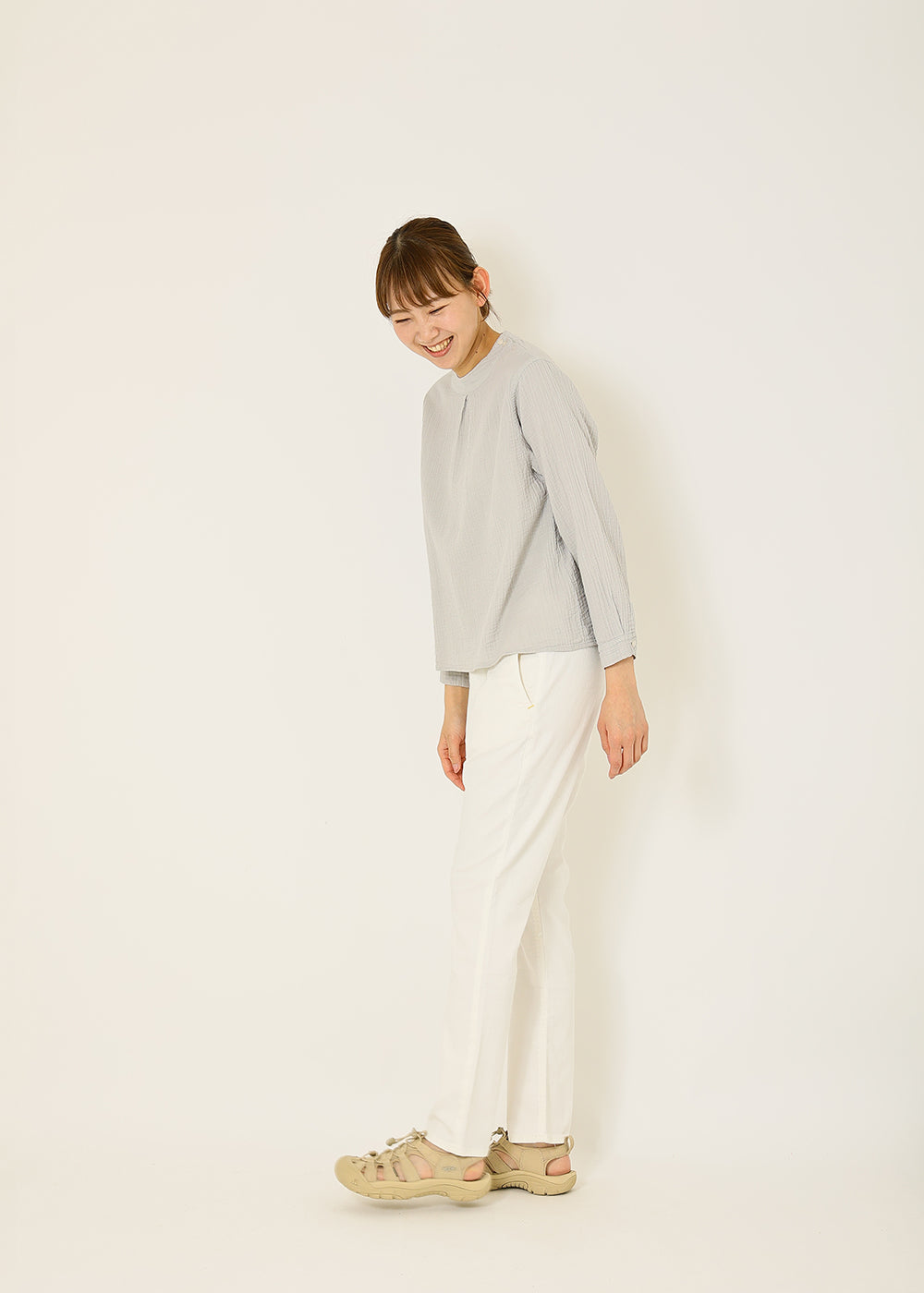 グレー　model：170cm