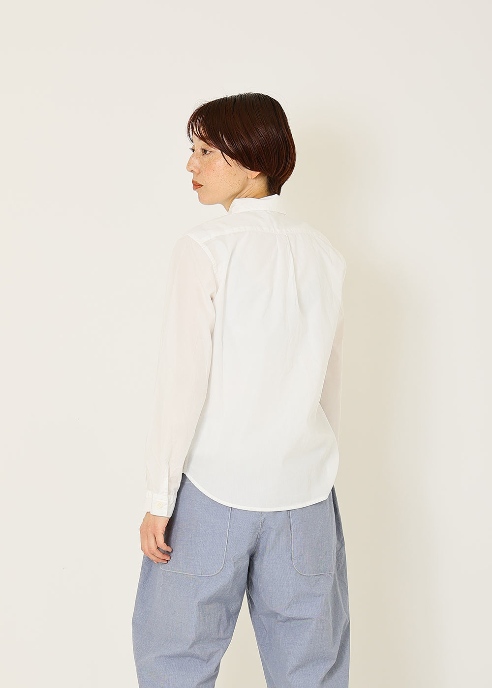 オフ白　model：164cm