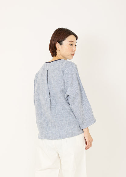 ネイビーシャンブレー　model：164cm