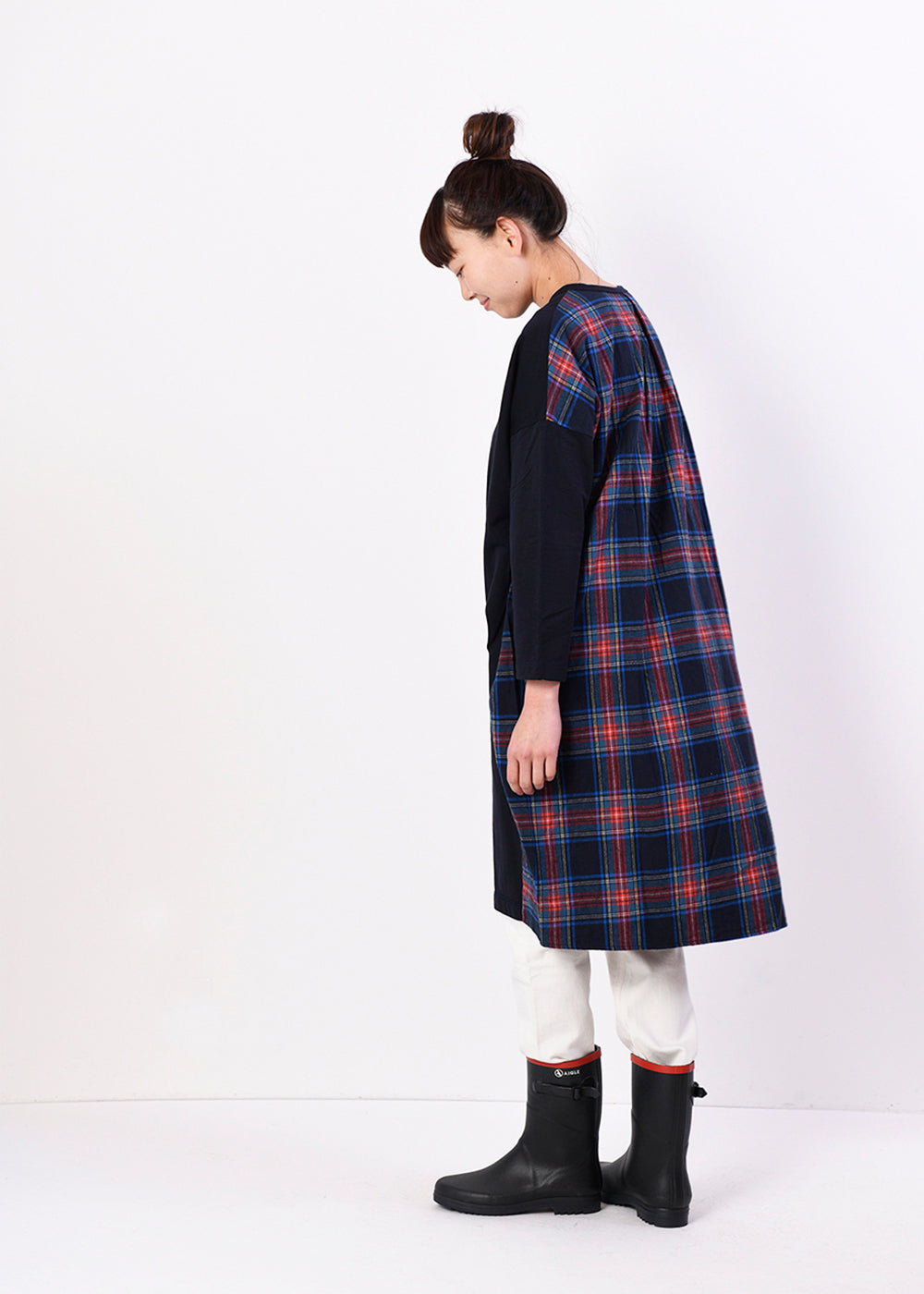 ネイビー　model：170cm